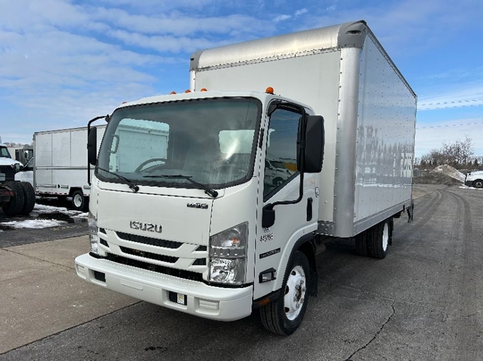 Light Duty Box Truck-Light and Medium Duty Trucks-Isuzu-2021-NPR EFI-Elkhart-IN-2,970\n\t\tmiles-$ 47,250 - Image 3