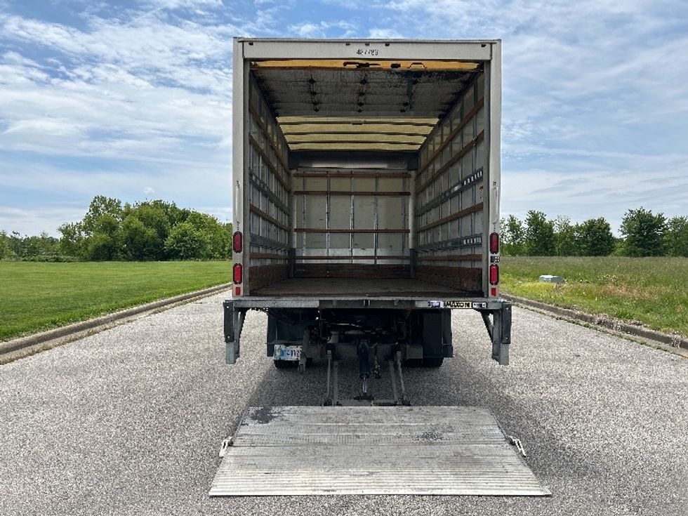 Light Duty Box Truck-Light and Medium Duty Trucks-Isuzu-2021-NPR EFI-Evansville-IN-110,609\n\t\tmiles-$ 35,250 - Image 9