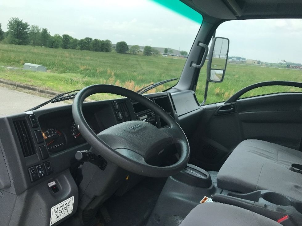 Light Duty Box Truck-Light and Medium Duty Trucks-Isuzu-2021-NPR EFI-Evansville-IN-79,911\n\t\tmiles-$ 41,000 - Image 17