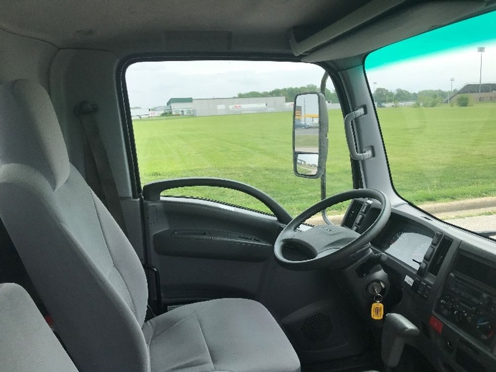 Light Duty Box Truck-Light and Medium Duty Trucks-Isuzu-2021-NPR EFI-Evansville-IN-79,911\n\t\tmiles-$ 41,000 - Image 22