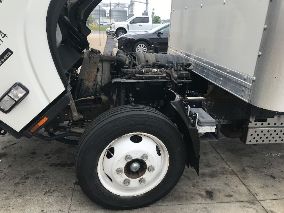 Light Duty Box Truck-Light and Medium Duty Trucks-Isuzu-2021-NPR EFI-Evansville-IN-79,911\n\t\tmiles-$ 41,000 - Image 24