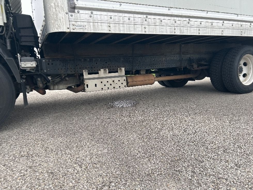 Light Duty Box Truck-Light and Medium Duty Trucks-Isuzu-2021-NPR EFI-Evansville-IN-98,726\n\t\tmiles-$ 40,250 - Image 5
