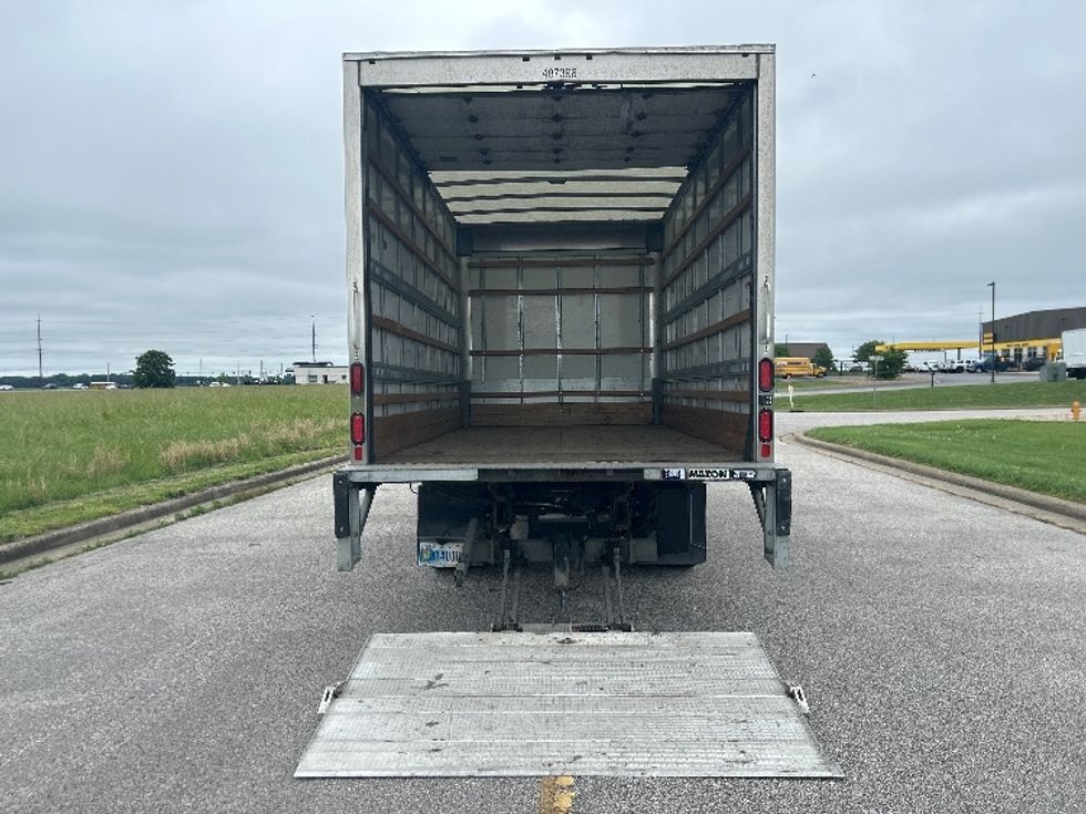 Light Duty Box Truck-Light and Medium Duty Trucks-Isuzu-2021-NPR EFI-Evansville-IN-98,726\n\t\tmiles-$ 40,250 - Image 9