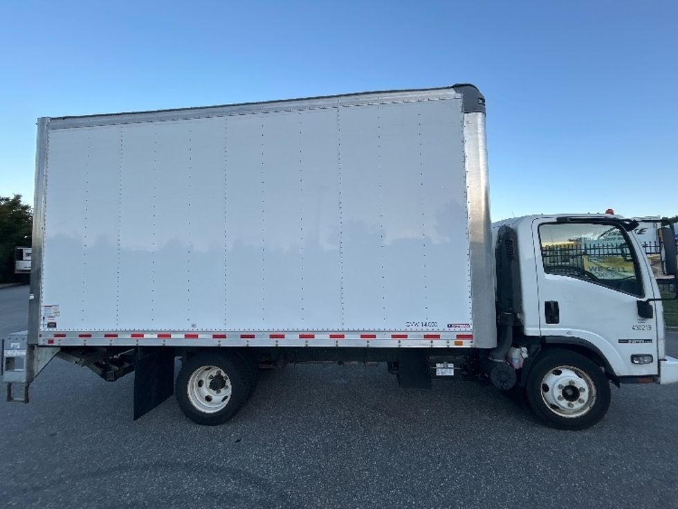 Light Duty Box Truck-Light and Medium Duty Trucks-Isuzu-2021-NPR EFI-Fitchburg-MA-45,695\n\t\tmiles-$ 43,500 - Image 15