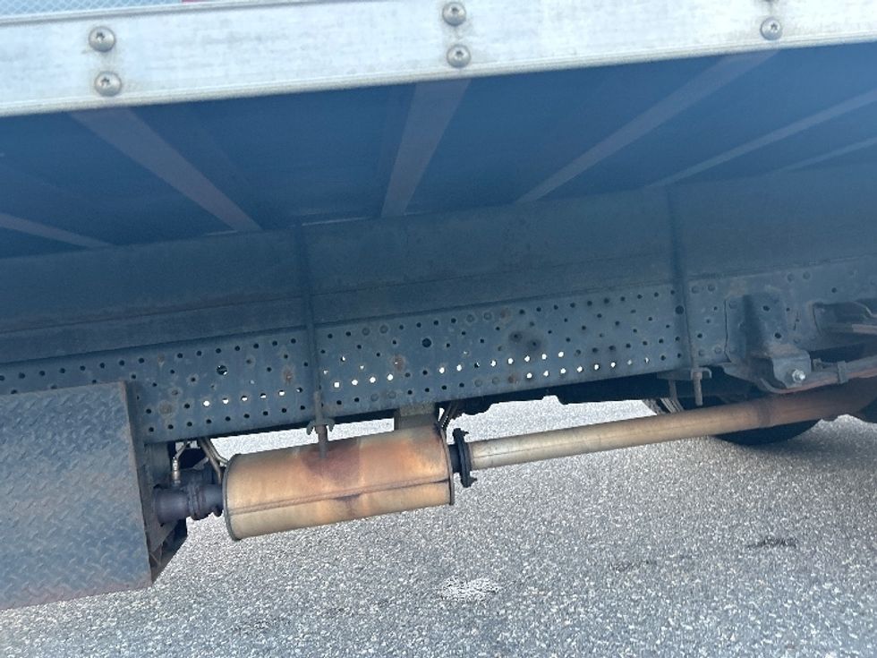 Light Duty Box Truck-Light and Medium Duty Trucks-Isuzu-2021-NPR EFI-Fitchburg-MA-45,695\n\t\tmiles-$ 43,500 - Image 5