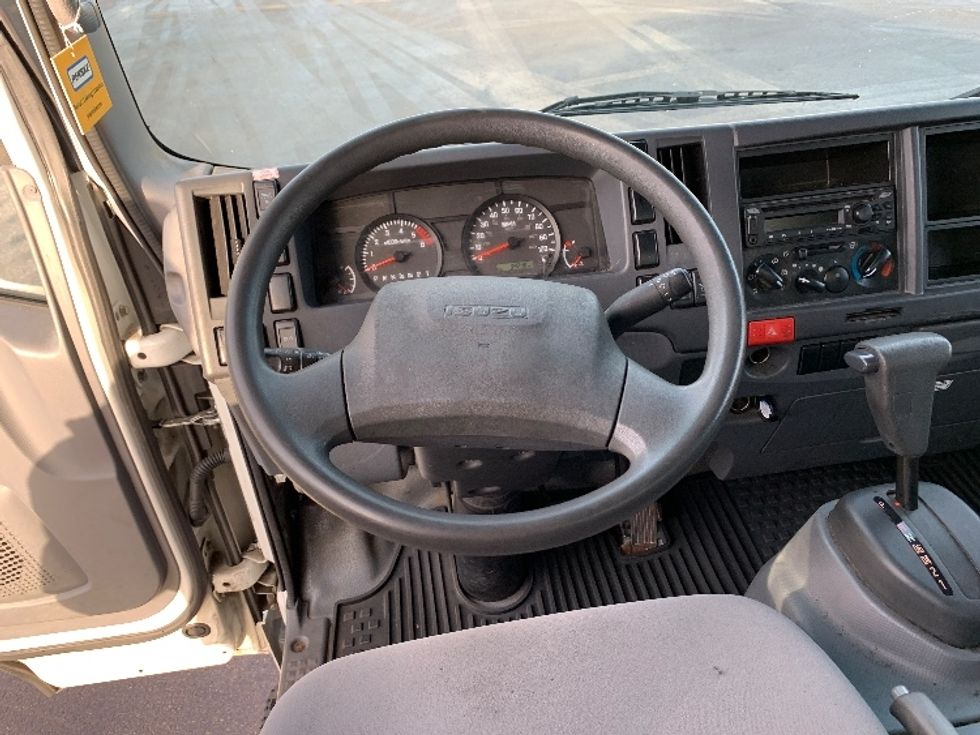 Light Duty Box Truck-Light and Medium Duty Trucks-Isuzu-2021-NPR EFI-Fitchburg-MA-94,247\n\t\tmiles-$ 38,750 - Image 18