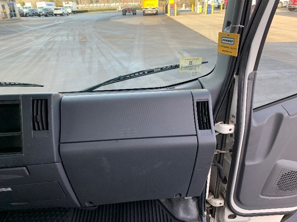 Light Duty Box Truck-Light and Medium Duty Trucks-Isuzu-2021-NPR EFI-Fitchburg-MA-94,247\n\t\tmiles-$ 38,750 - Image 21