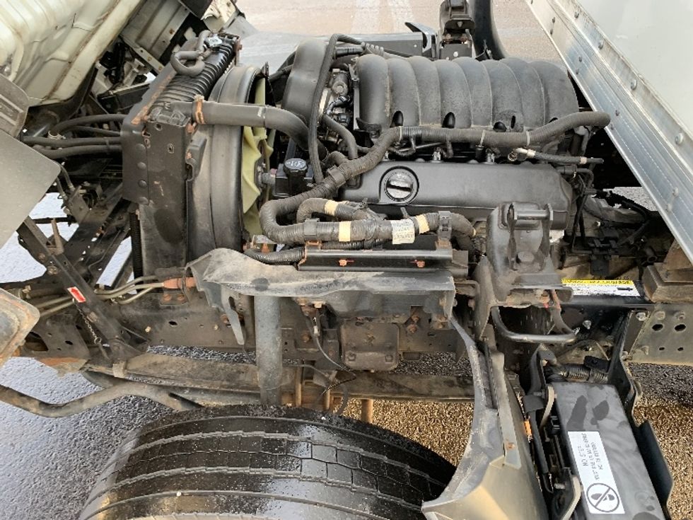 Light Duty Box Truck-Light and Medium Duty Trucks-Isuzu-2021-NPR EFI-Fitchburg-MA-94,247\n\t\tmiles-$ 38,750 - Image 24