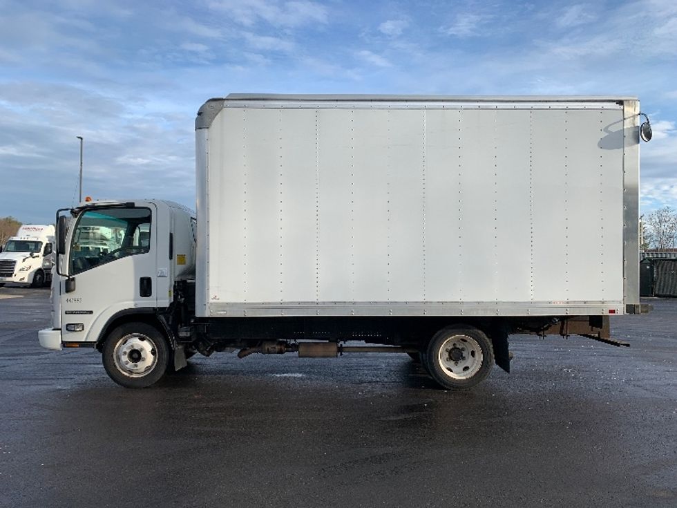 Light Duty Box Truck-Light and Medium Duty Trucks-Isuzu-2021-NPR EFI-Fitchburg-MA-94,247\n\t\tmiles-$ 38,750 - Image 4