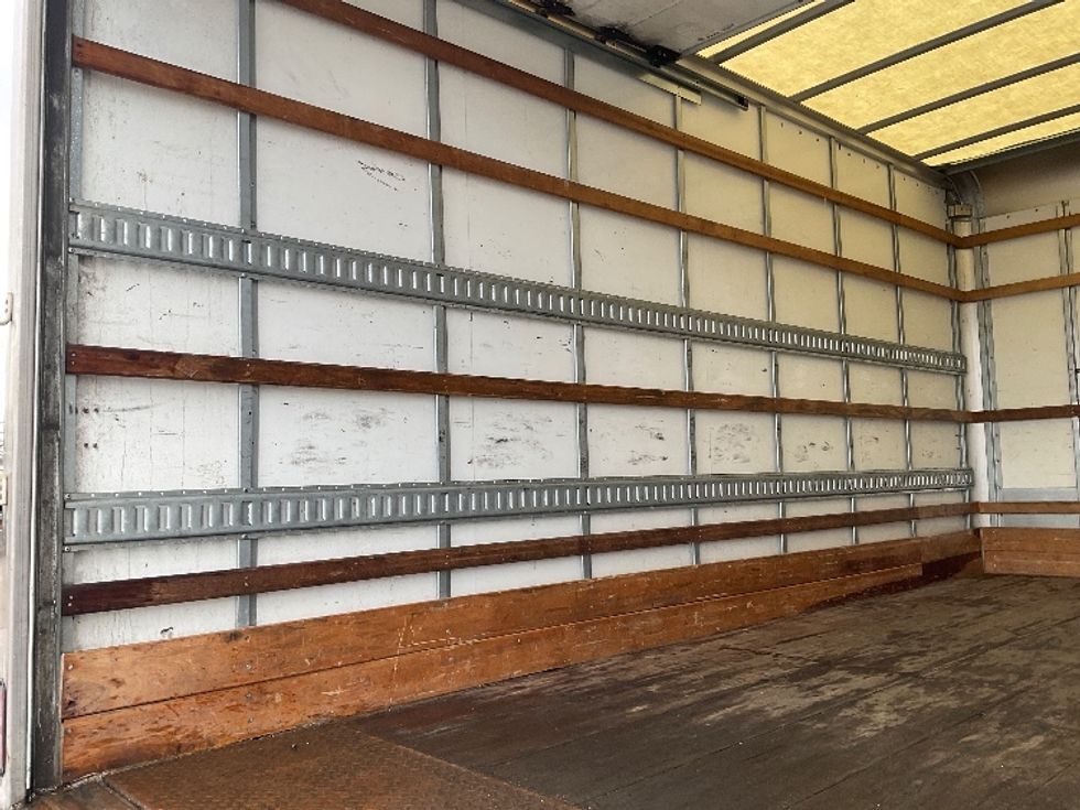 Light Duty Box Truck-Light and Medium Duty Trucks-Isuzu-2021-NPR EFI-Flint-MI-105,907\n\t\tmiles-$ 33,750 - Image 11