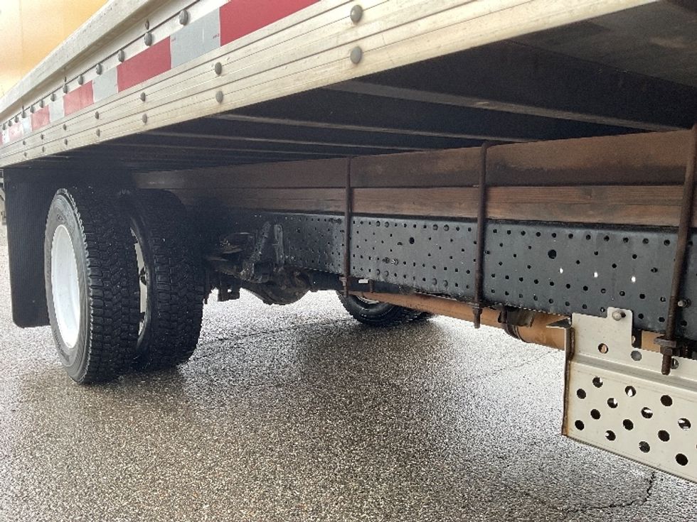 Light Duty Box Truck-Light and Medium Duty Trucks-Isuzu-2021-NPR EFI-Flint-MI-105,907\n\t\tmiles-$ 33,750 - Image 14