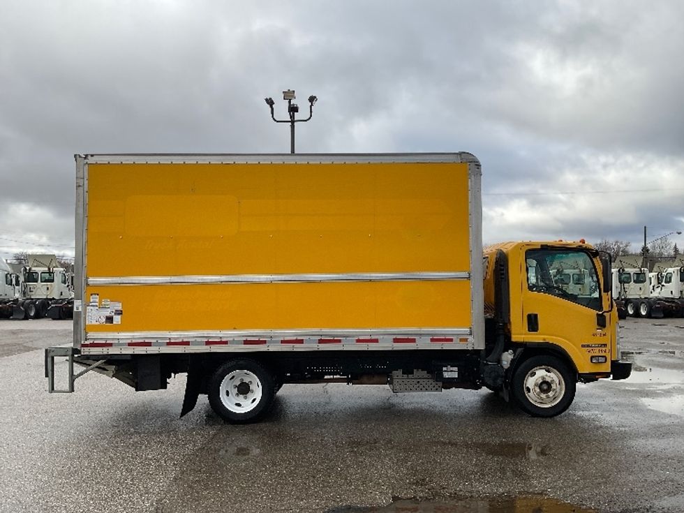 Light Duty Box Truck-Light and Medium Duty Trucks-Isuzu-2021-NPR EFI-Flint-MI-105,907\n\t\tmiles-$ 33,750 - Image 15