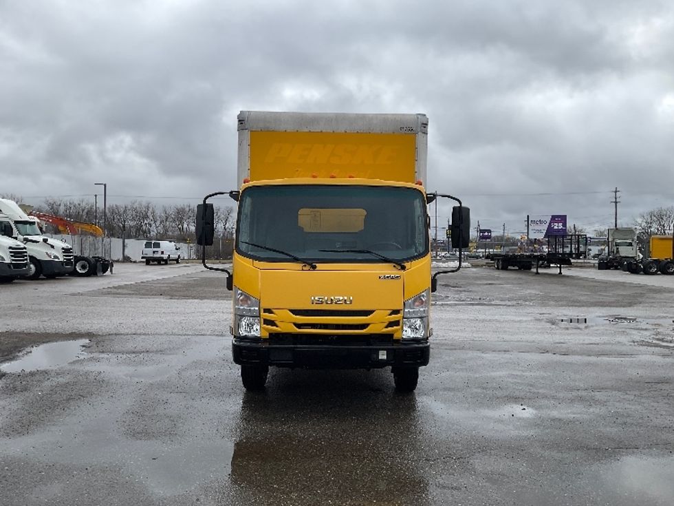 Light Duty Box Truck-Light and Medium Duty Trucks-Isuzu-2021-NPR EFI-Flint-MI-105,907\n\t\tmiles-$ 33,750 - Image 2