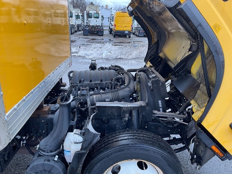 Light Duty Box Truck-Light and Medium Duty Trucks-Isuzu-2021-NPR EFI-Flint-MI-105,907\n\t\tmiles-$ 33,750 - Image 23