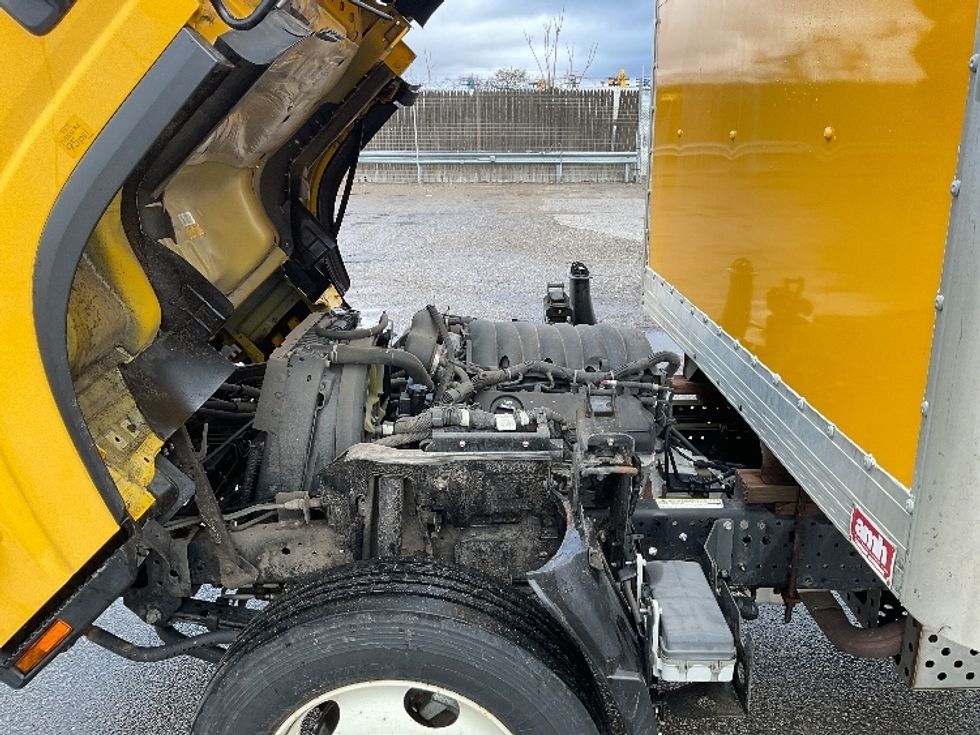 Light Duty Box Truck-Light and Medium Duty Trucks-Isuzu-2021-NPR EFI-Flint-MI-105,907\n\t\tmiles-$ 33,750 - Image 24