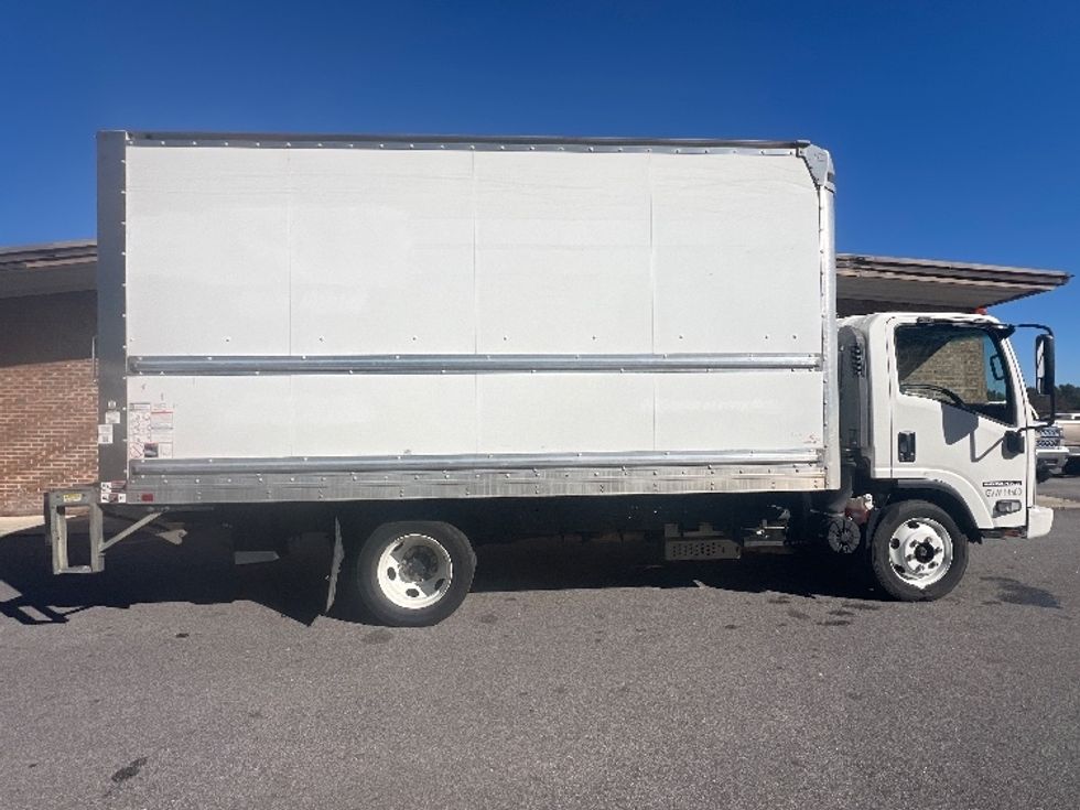 Light Duty Box Truck-Light and Medium Duty Trucks-Isuzu-2021-NPR EFI-Florence-SC-113,211\n\t\tmiles-$ 39,000 - Image 15