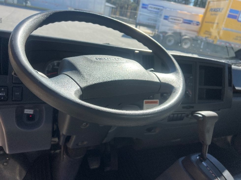 Light Duty Box Truck-Light and Medium Duty Trucks-Isuzu-2021-NPR EFI-Florence-SC-113,211\n\t\tmiles-$ 39,000 - Image 17