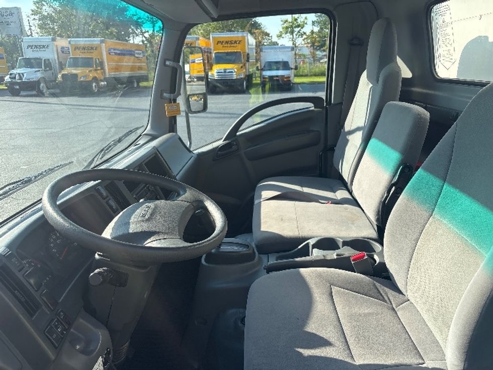 Light Duty Box Truck-Light and Medium Duty Trucks-Isuzu-2021-NPR EFI-Forest Park-GA-49,444\n\t\tmiles-$ 48,000 - Image 17