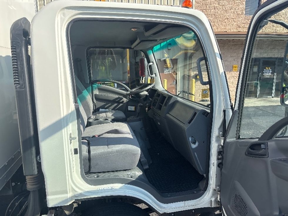 Light Duty Box Truck-Light and Medium Duty Trucks-Isuzu-2021-NPR EFI-Forest Park-GA-49,444\n\t\tmiles-$ 48,000 - Image 20