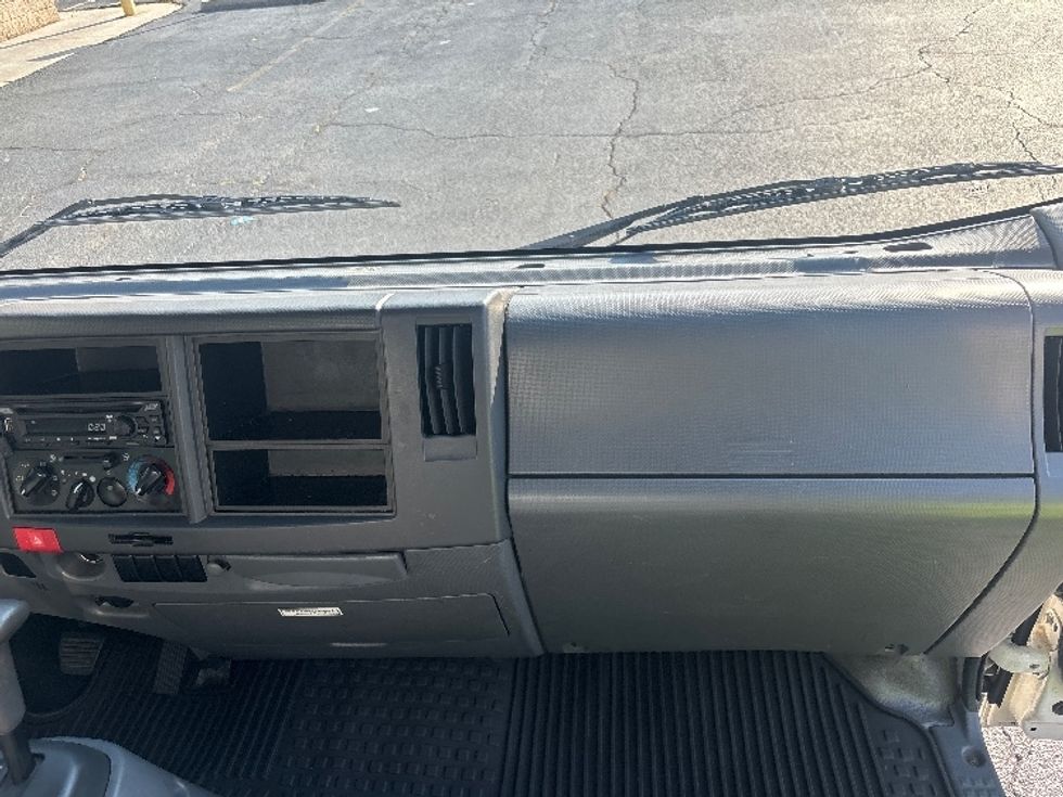 Light Duty Box Truck-Light and Medium Duty Trucks-Isuzu-2021-NPR EFI-Forest Park-GA-49,444\n\t\tmiles-$ 48,000 - Image 21