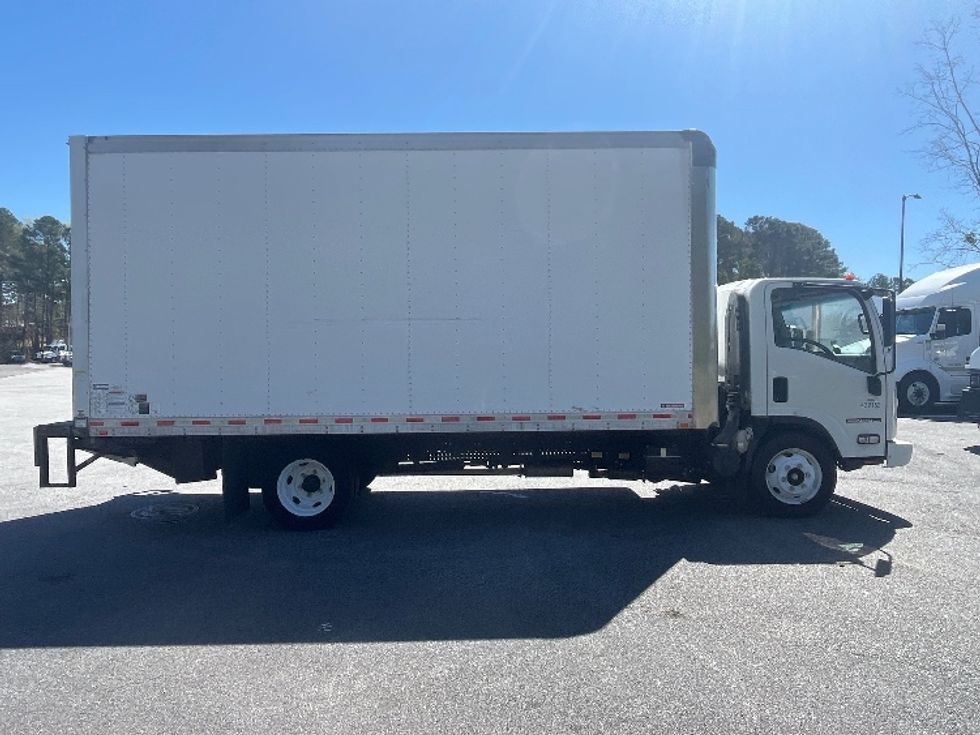 Light Duty Box Truck-Light and Medium Duty Trucks-Isuzu-2021-NPR EFI-Forest Park-GA-83,249\n\t\tmiles-$ 42,500 - Image 13