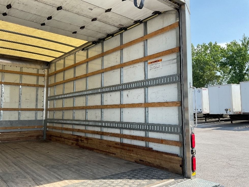 Light Duty Box Truck-Light and Medium Duty Trucks-Isuzu-2021-NPR EFI-Fort Wayne-IN-141,526\n\t\tmiles-$ 33,250 - Image 12