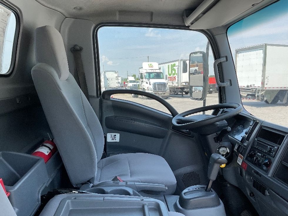 Light Duty Box Truck-Light and Medium Duty Trucks-Isuzu-2021-NPR EFI-Fort Wayne-IN-141,526\n\t\tmiles-$ 33,250 - Image 22