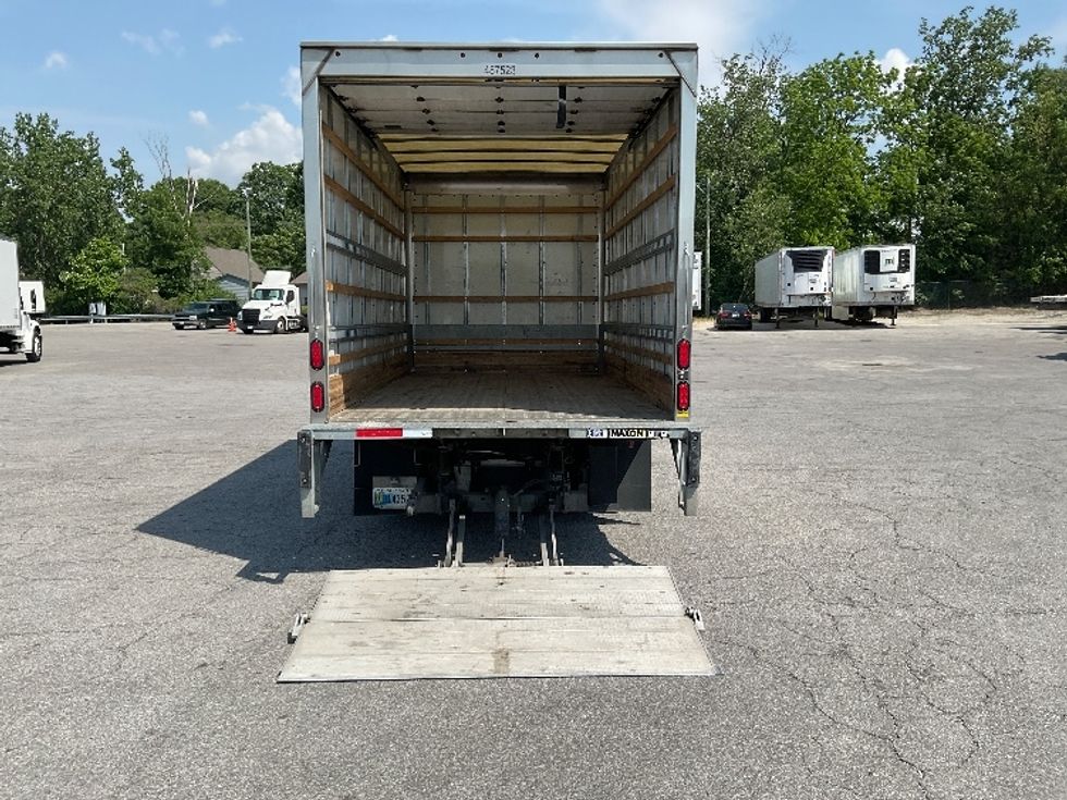 Light Duty Box Truck-Light and Medium Duty Trucks-Isuzu-2021-NPR EFI-Fort Wayne-IN-141,526\n\t\tmiles-$ 33,250 - Image 9