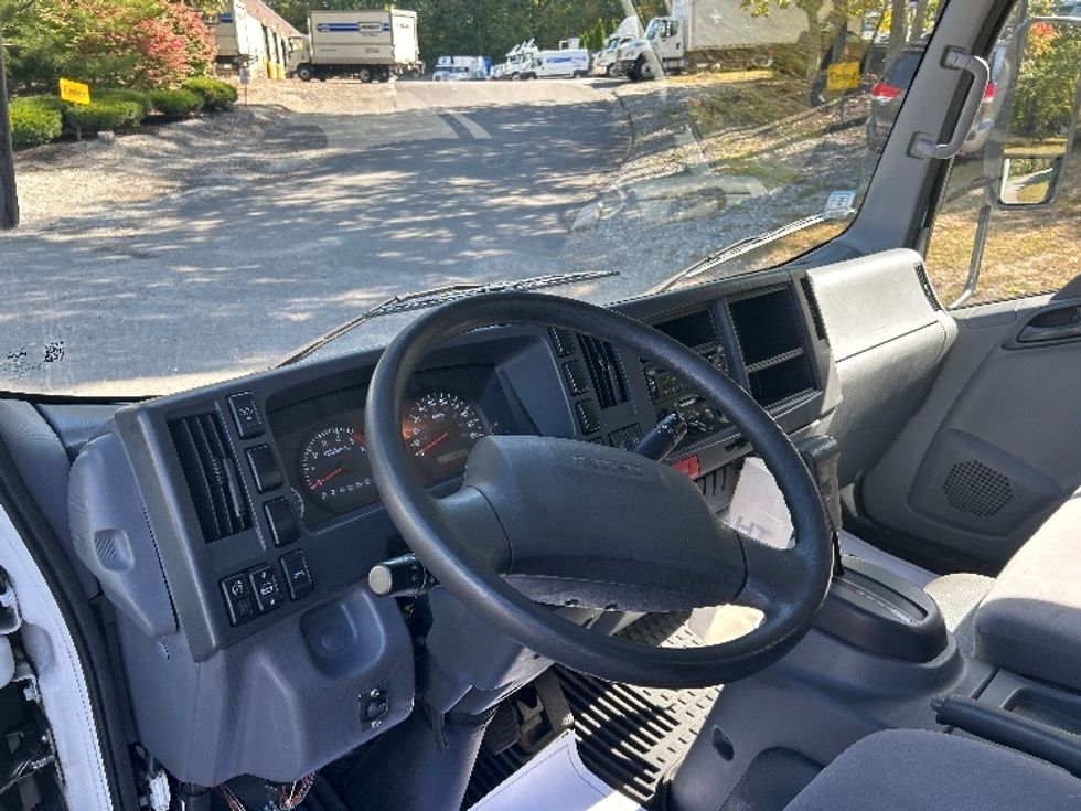 Light Duty Box Truck-Light and Medium Duty Trucks-Isuzu-2021-NPR EFI-Franklin-MA-119,834\n\t\tmiles-$ 34,750 - Image 17