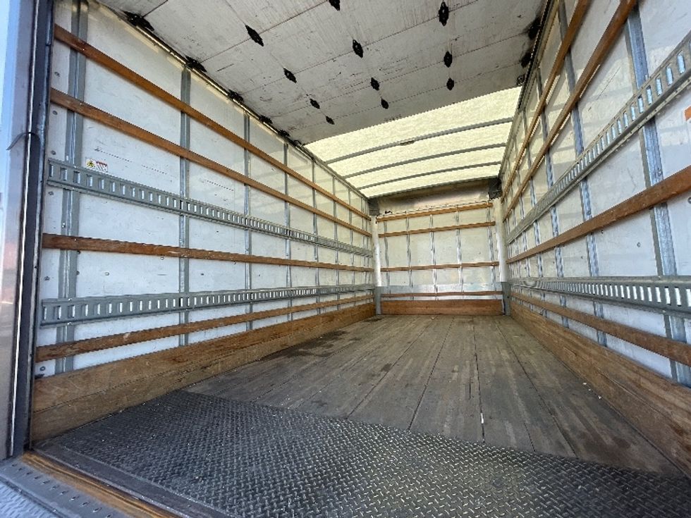 Light Duty Box Truck-Light and Medium Duty Trucks-Isuzu-2021-NPR EFI-Fresno-CA-84,948\n\t\tmiles-$ 44,500 - Image 11