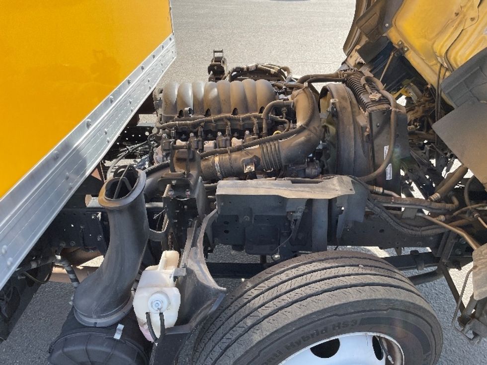 Light Duty Box Truck-Light and Medium Duty Trucks-Isuzu-2021-NPR EFI-Fresno-CA-84,948\n\t\tmiles-$ 44,500 - Image 23