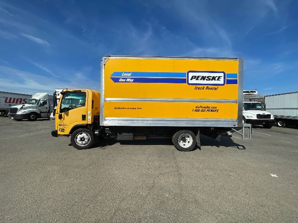 Light Duty Box Truck-Light and Medium Duty Trucks-Isuzu-2021-NPR EFI-Fresno-CA-84,948\n\t\tmiles-$ 44,500 - Image 4