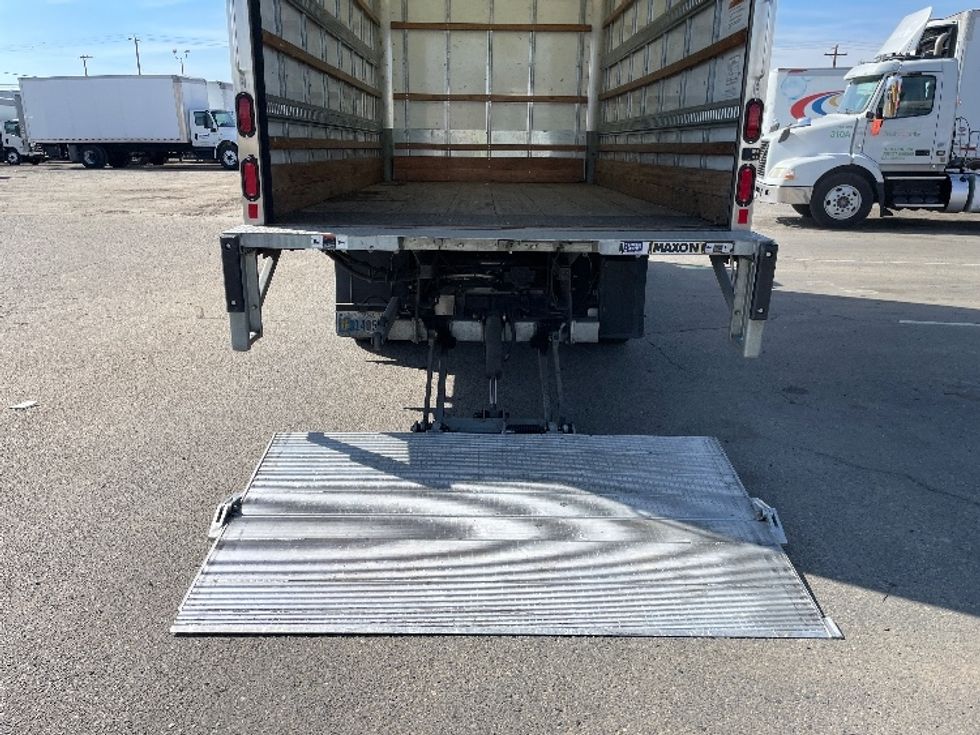Light Duty Box Truck-Light and Medium Duty Trucks-Isuzu-2021-NPR EFI-Fresno-CA-84,948\n\t\tmiles-$ 44,500 - Image 9