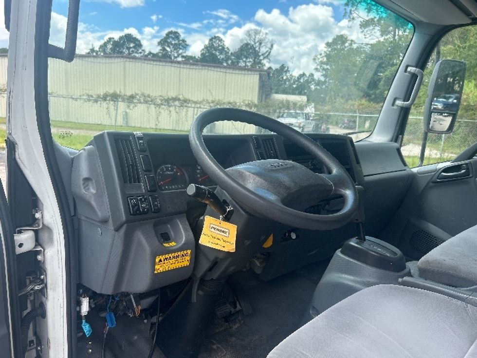 Light Duty Box Truck-Light and Medium Duty Trucks-Isuzu-2021-NPR EFI-Gainesville-FL-93,230\n\t\tmiles-$ 44,250 - Image 17