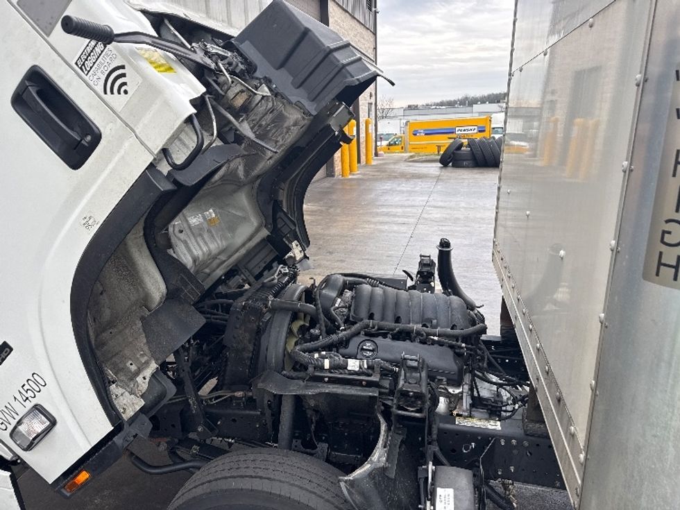 Light Duty Box Truck-Light and Medium Duty Trucks-Isuzu-2021-NPR EFI-Gainesville-FL-93,230\n\t\tmiles-$ 44,250 - Image 24