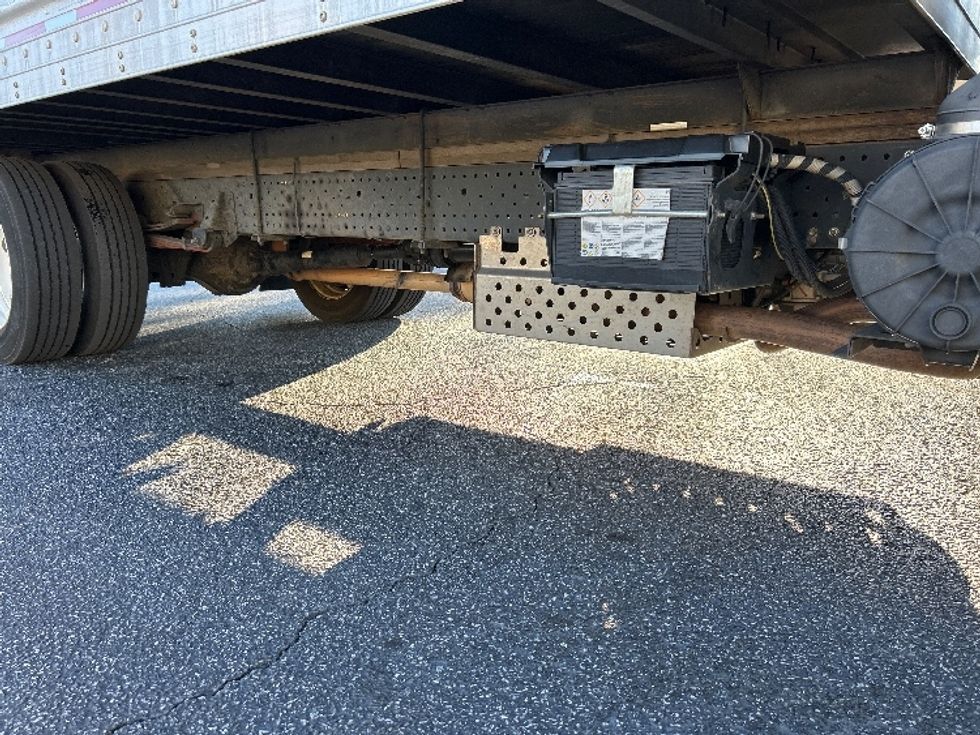 Light Duty Box Truck-Light and Medium Duty Trucks-Isuzu-2021-NPR EFI-Goshen-IN-110,278\n\t\tmiles-$ 32,500 - Image 14