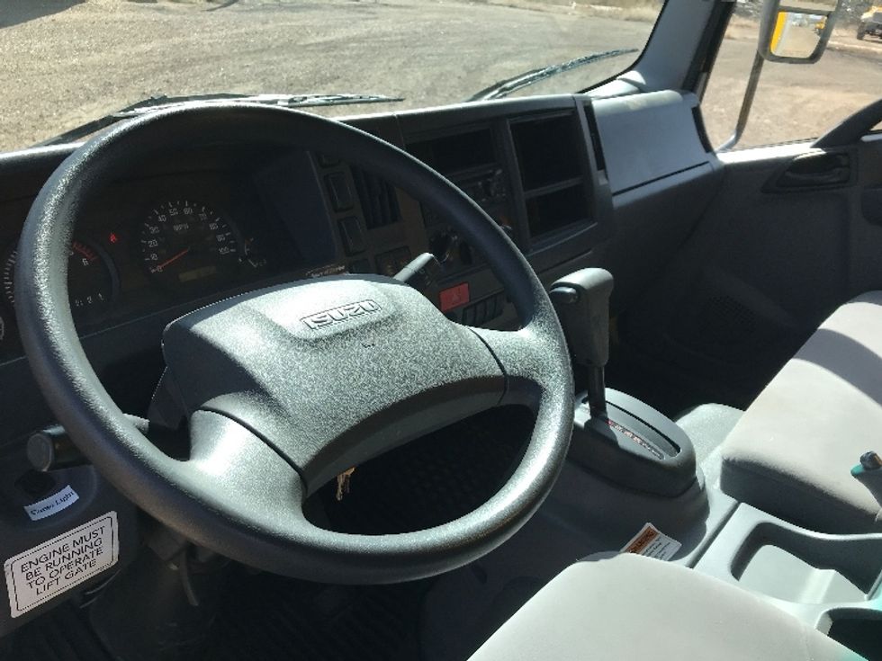 Light Duty Box Truck-Light and Medium Duty Trucks-Isuzu-2021-NPR EFI-Greeley-CO-76,761\n\t\tmiles-$ 45,500 - Image 17