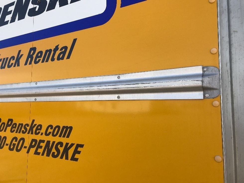 Light Duty Box Truck-Light and Medium Duty Trucks-Isuzu-2021-NPR EFI-Greeley-CO-76,761\n\t\tmiles-$ 45,500 - Image 27