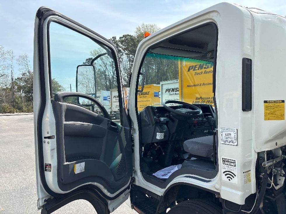 Light Duty Box Truck-Light and Medium Duty Trucks-Isuzu-2021-NPR EFI-Greensboro-NC-182,036\n\t\tmiles-$ 24,250 - Image 16
