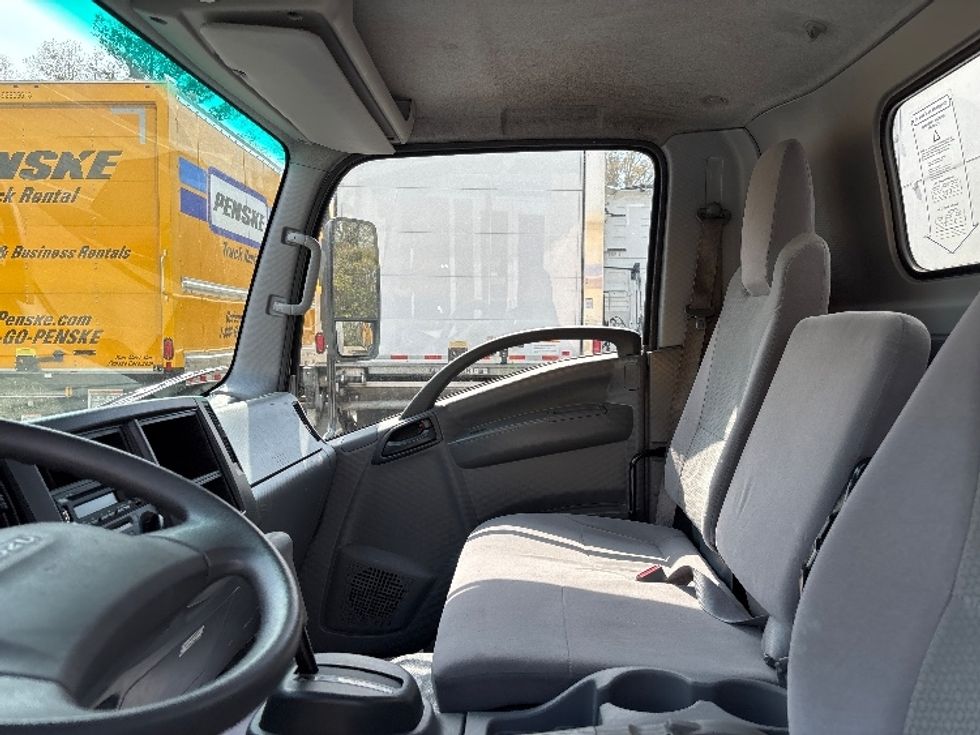 Light Duty Box Truck-Light and Medium Duty Trucks-Isuzu-2021-NPR EFI-Greensboro-NC-182,036\n\t\tmiles-$ 24,250 - Image 19
