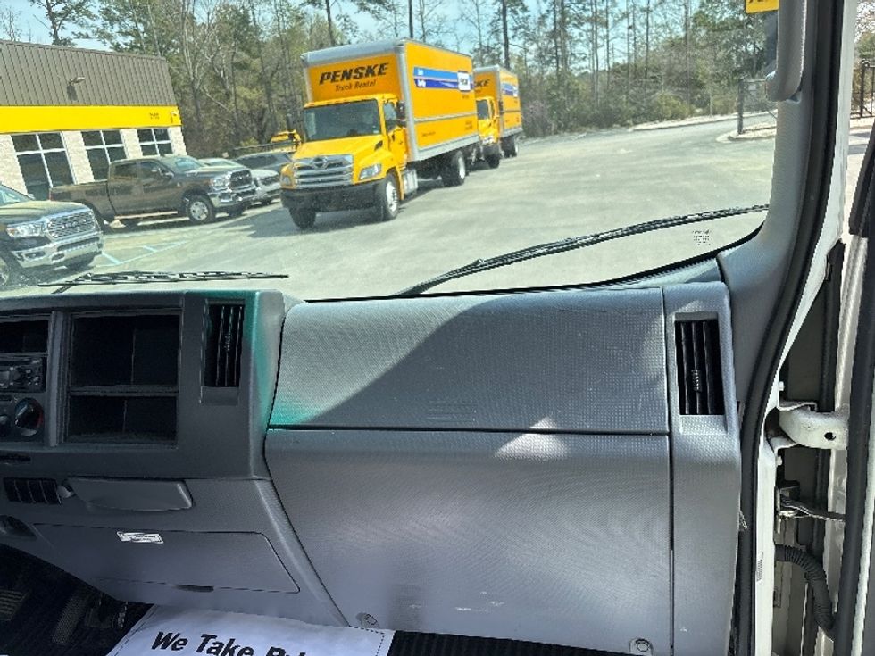 Light Duty Box Truck-Light and Medium Duty Trucks-Isuzu-2021-NPR EFI-Greensboro-NC-182,036\n\t\tmiles-$ 24,250 - Image 21
