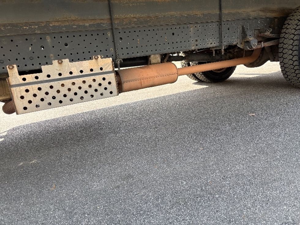 Light Duty Box Truck-Light and Medium Duty Trucks-Isuzu-2021-NPR EFI-Greensboro-NC-182,036\n\t\tmiles-$ 24,250 - Image 5