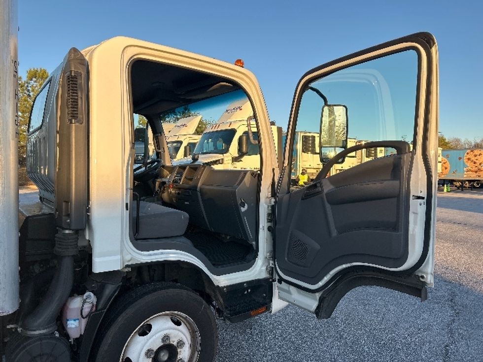 Light Duty Box Truck-Light and Medium Duty Trucks-Isuzu-2021-NPR EFI-Greenville-SC-113,357\n\t\tmiles-$ 39,000 - Image 16