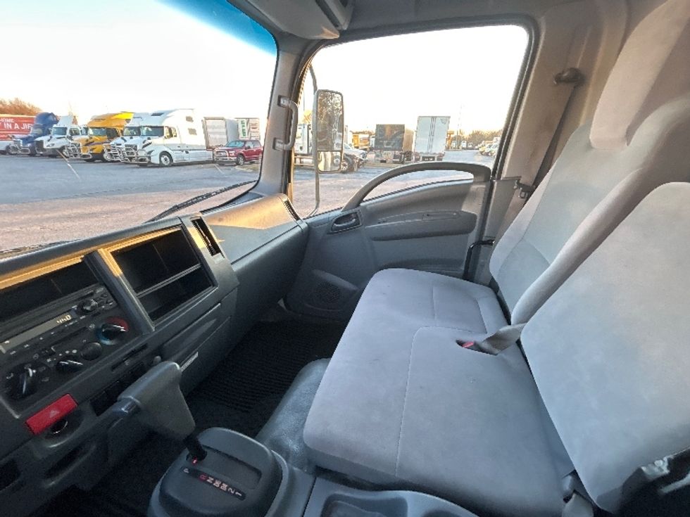 Light Duty Box Truck-Light and Medium Duty Trucks-Isuzu-2021-NPR EFI-Greenville-SC-113,357\n\t\tmiles-$ 39,000 - Image 19