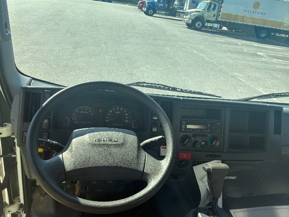 Light Duty Box Truck-Light and Medium Duty Trucks-Isuzu-2021-NPR EFI-Greenville-SC-139,201\n\t\tmiles-$ 36,250 - Image 18