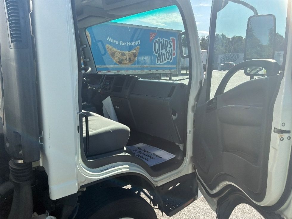 Light Duty Box Truck-Light and Medium Duty Trucks-Isuzu-2021-NPR EFI-Greenville-SC-139,201\n\t\tmiles-$ 36,250 - Image 20