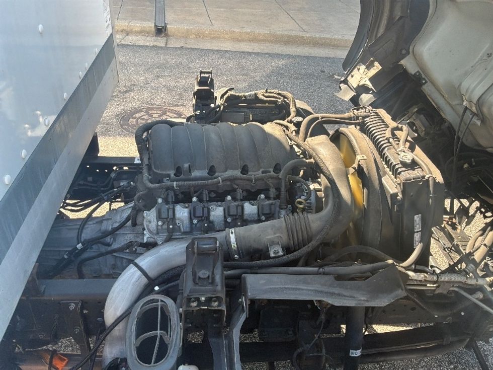 Light Duty Box Truck-Light and Medium Duty Trucks-Isuzu-2021-NPR EFI-Greenville-SC-139,201\n\t\tmiles-$ 36,250 - Image 23