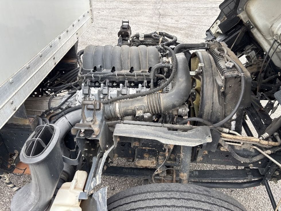 Light Duty Box Truck-Light and Medium Duty Trucks-Isuzu-2021-NPR EFI-Greer-SC-145,315\n\t\tmiles-$ 32,500 - Image 22