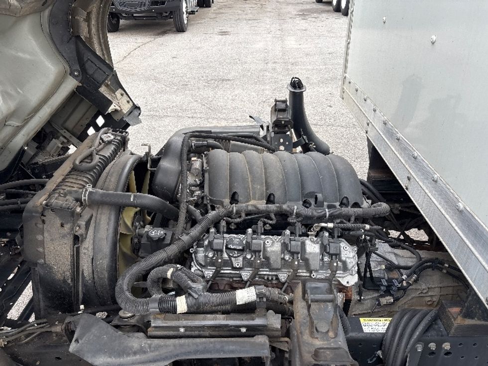 Light Duty Box Truck-Light and Medium Duty Trucks-Isuzu-2021-NPR EFI-Greer-SC-145,315\n\t\tmiles-$ 32,500 - Image 23