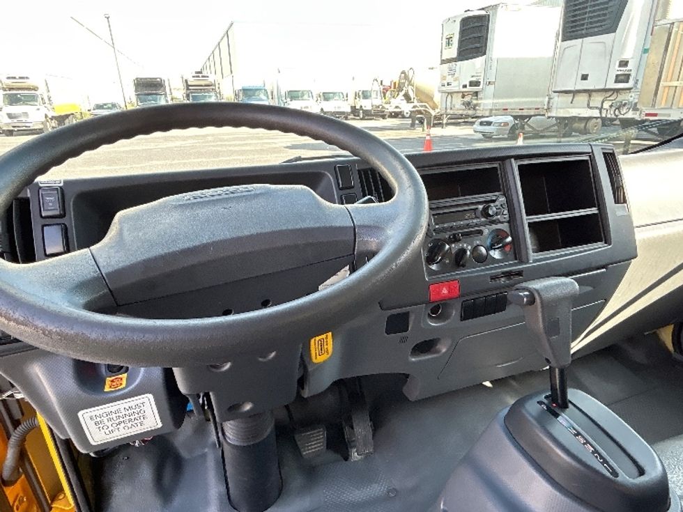 Light Duty Box Truck-Light and Medium Duty Trucks-Isuzu-2021-NPR EFI-Harahan-LA-103,782\n\t\tmiles-$ 37,500 - Image 18